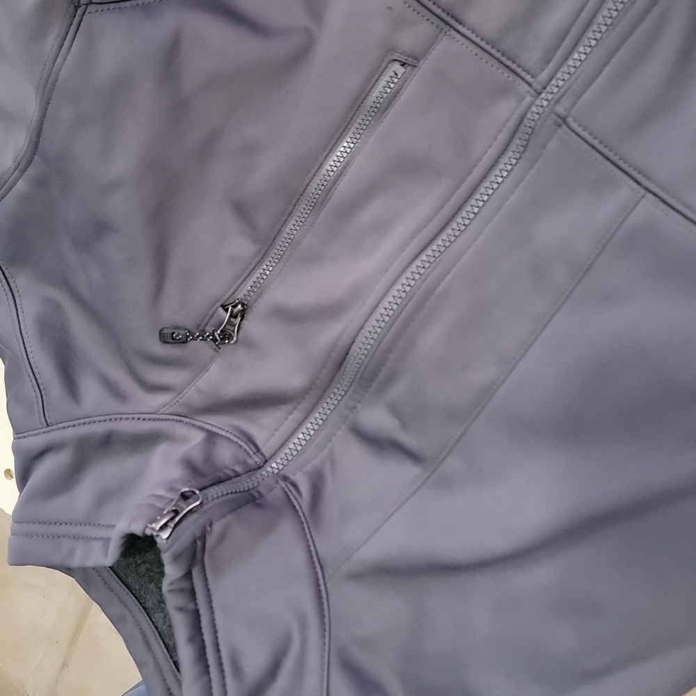 Jacket - Picture 3 of 4